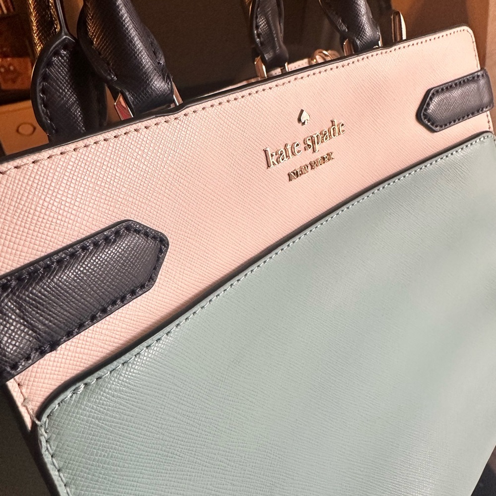 Kate Spade White and Blue Tote Bag with Elegant Design